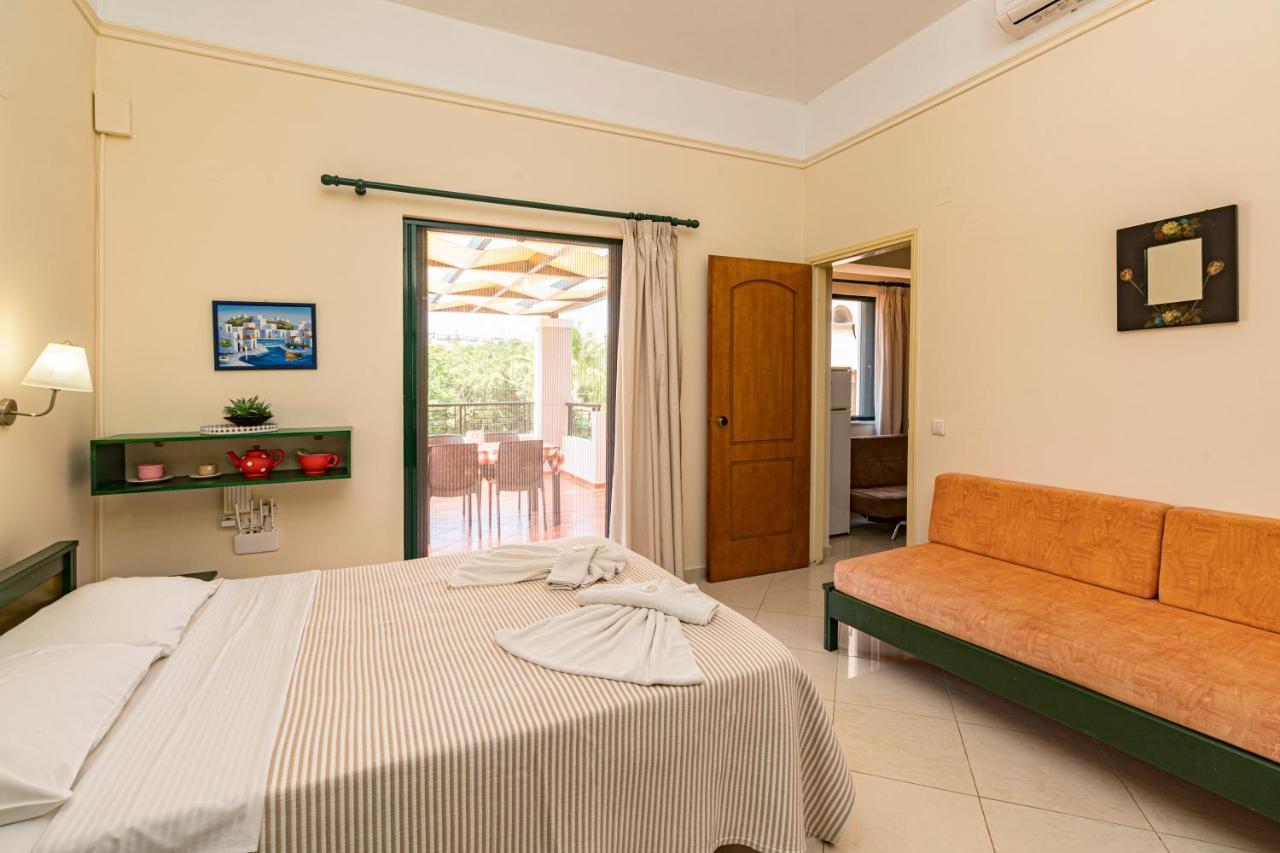 אלמירידה Gianna Apartments מראה חיצוני תמונה