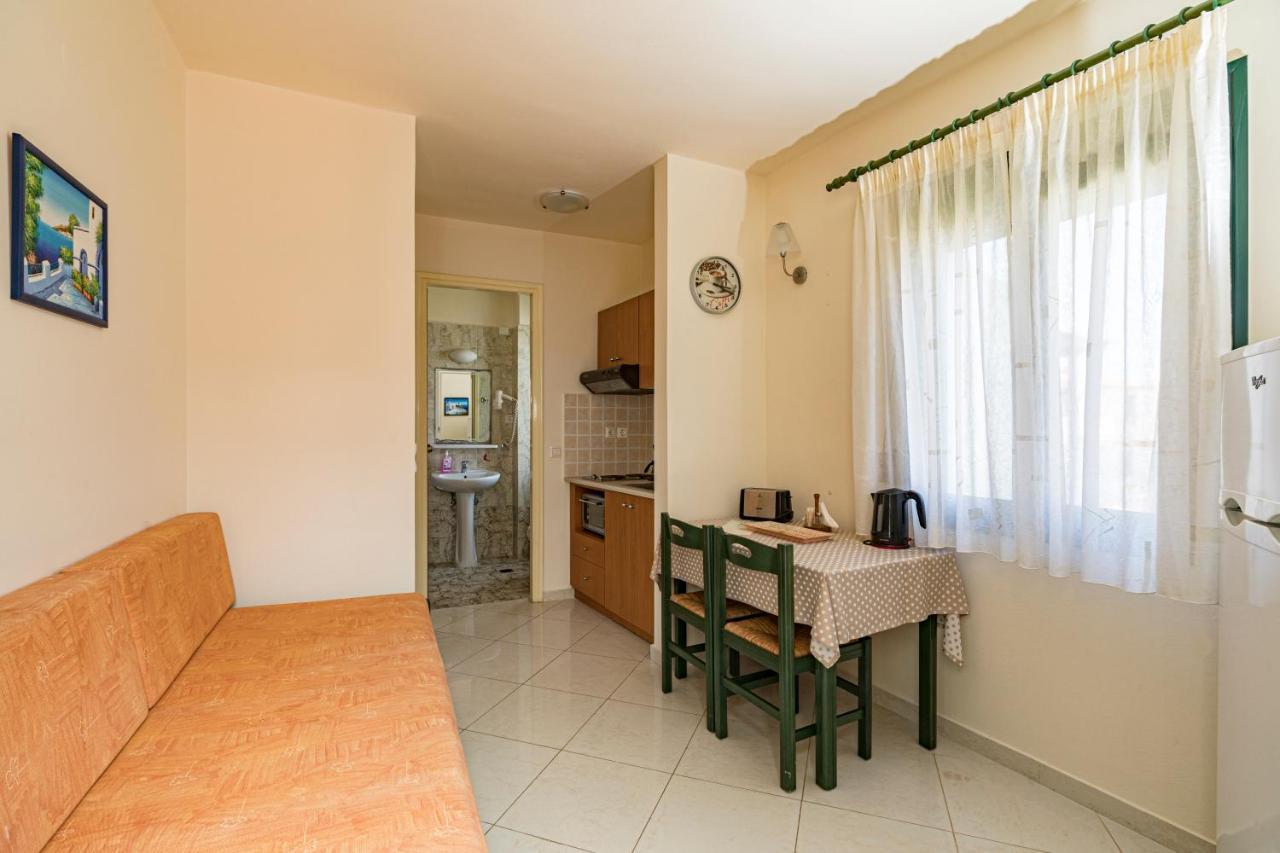 אלמירידה Gianna Apartments מראה חיצוני תמונה